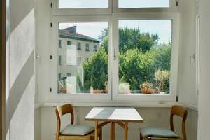 Sofort verfügbar: Altbauwohnung mit 3,5-Zimmern im 2. OG, saniert, in Berlin-Kreuzberg, ohne Makler – Naunynstraße 38, 10999 Kreuzberg, Berlin – Vorschaubild 2