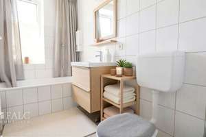 125 m² mit Potenzial – 4,5 Zimmer in Essen-Huttrop für Eigennutzer & Investoren – Die vollständige Adresse der Immobilie erhältst du vom Anbieter., 45138 Huttrop, Essen – Vorschaubild 7