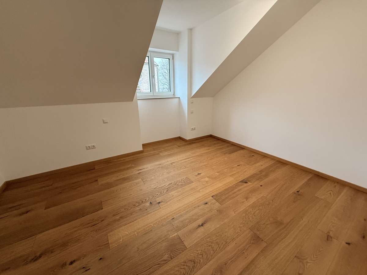 Immobilie in Plößberg - Traumhafte Dachgeschosswohnung im Neubauprojekt "Wohnen an der Goldenen Straße" in Plößberg! - Bild 1