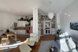 Helle und voll möblierte 2.5 Zimmer- Altbauwohnung mit Südbalkon - 9 bis 12 Monate Untermiete  – München – Vorschaubild 6