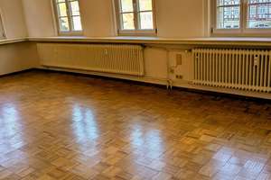Großzügige Räume  / stilvolle Wohnung  in Fachwerkhaus am Marktplatz/auch als Praxis/Büro geeignet – Klosterstrasse 11, 74523 Schwäbisch Hall – Vorschaubild 10
