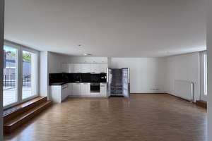 ÜBER DEN DÄCHERN VON FRANKFURT - 3 Zimmer / 2 Terrassen / 1 TG Platz – 60326 Gallus, Frankfurt am Main – Vorschaubild 2