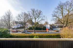 Bremerhaven - Speckenbüttel // Stilvolles Einfamilienhaus mit Charme am Eingang vom Speckenbütteler  – Bremerhaven – Vorschaubild 25