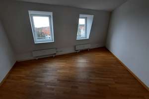 Geräumige 2-Zimmer-Wohnung mit modernem Duschbad und Balkon in Erfurt – Schillerstraße 55, 99096 Löbervorstadt, Erfurt – Vorschaubild 5
