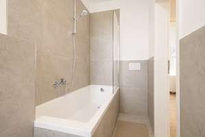 Neu sanierte & neu vollmöblierte 3-RW * neue EBK *Süd-Balkon* Bad mit Fenster + Wanne* zentral! – Hansastraße 22, 1097 Leipziger Vorstadt, Dresden – Vorschaubild 24