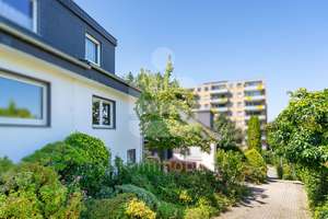 Energieeffizient wohnen im Grünen: Doppelhaushälfte in zentraler Lage von Leichlingen – Die vollständige Adresse der Immobilie erhältst du vom Anbieter., 42799 Leichlingen (Rheinland) – Vorschaubild 3