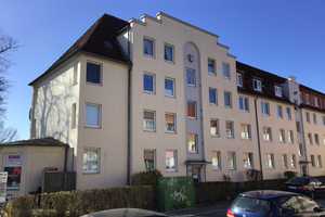 Preiswerte 2-Zimmer-Wohnung und sofort anmietbar! – Pommersche Str. 21 (19-23), 23558 Lübeck – Vorschaubild 1