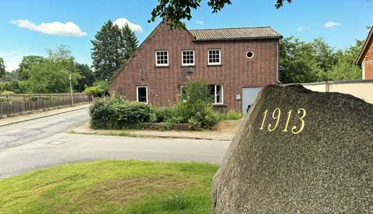 Bild von Platzwunder gesucht? Hier ist es – 226 m² Freiheit mit Ausbaubonus in Groß Oesingen!