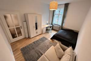 Nachmieter für 1-Zimmer Wohnung im historischen Altbau in Friedrichshain Long-term Rental – Die vollständige Adresse der Immobilie erhältst du vom Anbieter., 10243 Friedrichshain, Berlin – Vorschaubild 1