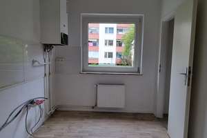 Gepflegte 3-Zimmer-Wohnung mit Balkon und viel Platz! – Liepmannstraße 12, 30453 Limmer, Hannover – Vorschaubild 4