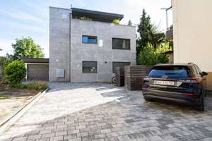 HN-Ost: Moderne 3-Zi.-Wohnung mit 2 Balkonen im 1. OG, Einbauküche u. Außenstellplatz – 74076 Heilbronn, Heilbronn – Vorschaubild 6