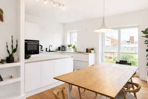 Modern, Lichtdurchflutet, Großzügig: 4-Raum-Wohnung mit Sonnenbalkon – Die vollständige Adresse der Immobilie erhältst du vom Anbieter., 40547 Oberkassel, Düsseldorf – Vorschaubild 4