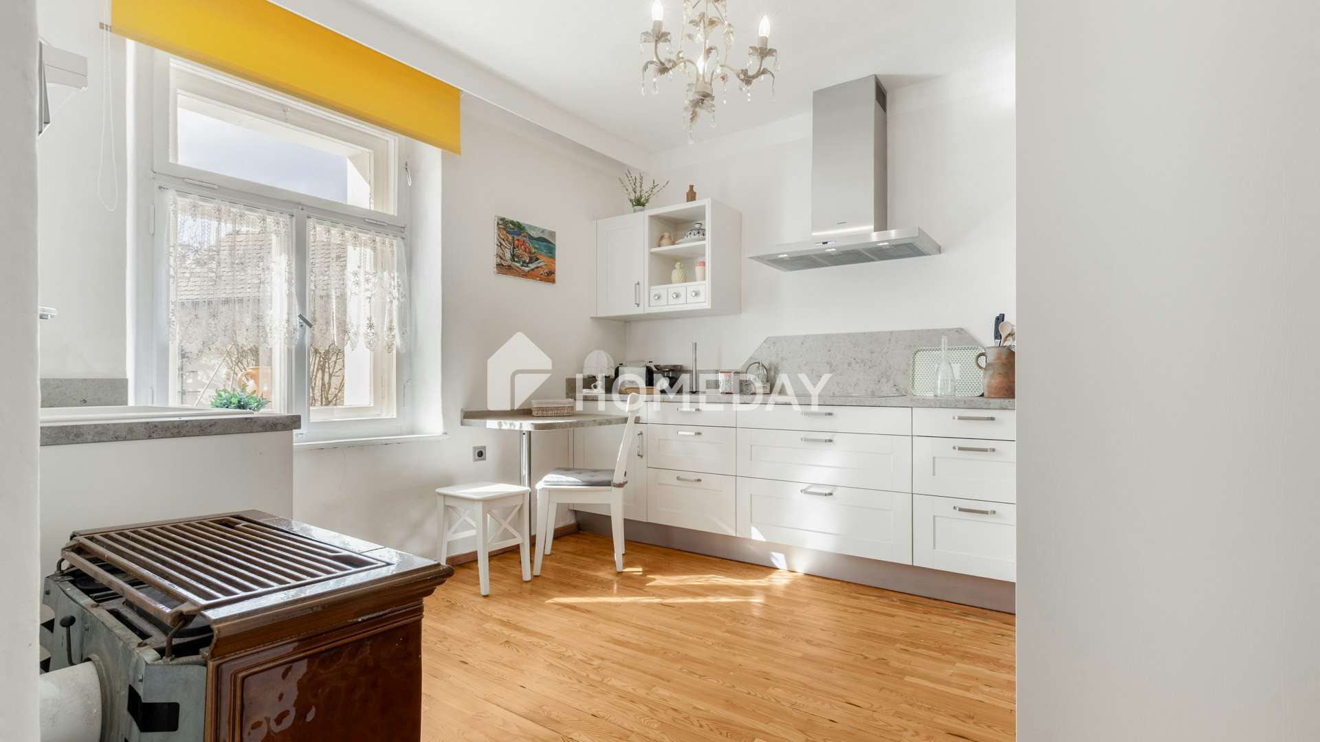 Immobilie in Neukirchen bei Sulzbach-Rosenberg - Wohnen mit Geschichte – ehemaliges Schulhaus mit großem Garten und 2 Wohneinheiten
 - Bild 8