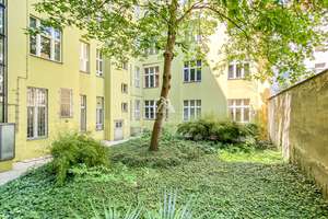 TOP LAGE | AUSBLICK ÜBER BERLIN IN CHARLOTTENBURG  | PROVISIONSFREI | – Niebuhrstraße 10, 10629 Charlottenburg, Berlin – Vorschaubild 16