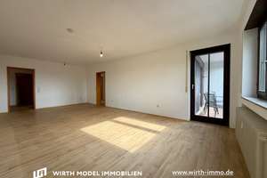 Drei-Zimmer-Wohnung mit EBK, Balkon u. Tg-Stellplatz am Deutschhof | Schweinfurt – Die vollständige Adresse der Immobilie erhältst du vom Anbieter., 97422 Hochfeld/Steinberg, Schweinfurt – Vorschaubild 1