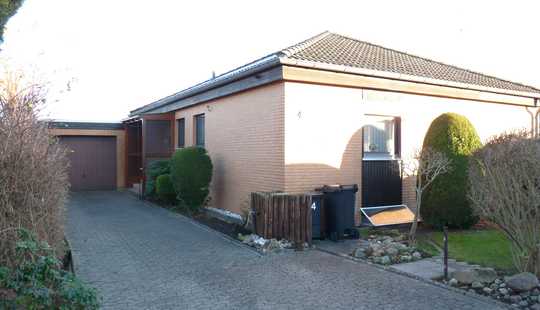 Bild von Walmdach- winkelbungalow in sehr ruhiger Lage in Vechelde