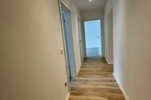 Kernsanierte 3-Zimmer-Wohnung in Remscheid-Innenstadt – Citynah & Modern! – Adolfstraße 6, 42853 Remscheid – Vorschaubild 4