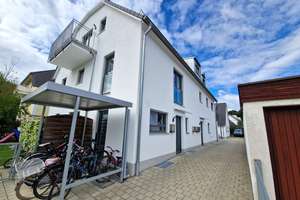 Moderne 2 Zimmer Dachgeschoss Wohnung in München-Aubing!
