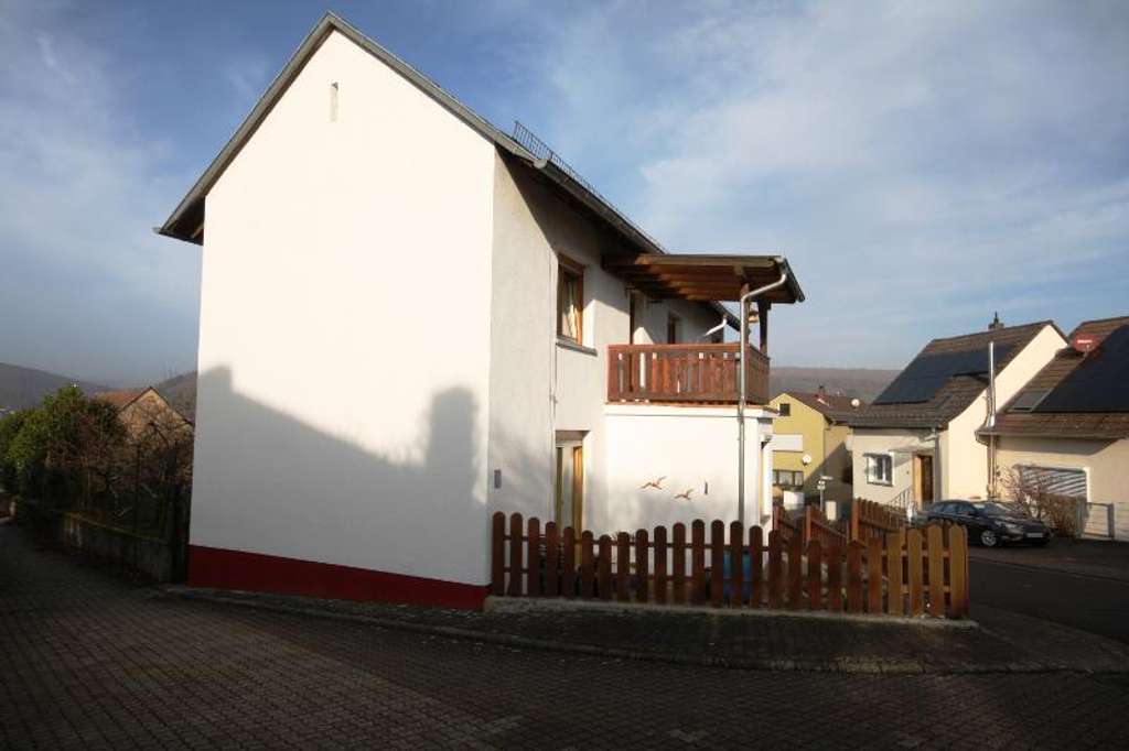 Immobilie in Buborn - Grundbuch schlägt Sparbuch - klein aber mein! - Bild 2