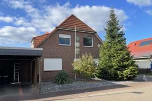 Massiv viel Platz! Zweifamilienhaus in Neustadt – Suttorf – Die vollständige Adresse der Immobilie erhältst du vom Anbieter., 31535 Neustadt am Rübenberge – Vorschaubild 1