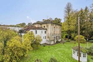 Essen-Kettwig/Heiligenhaus: Bezugsfreies Dreifamilienhaus mit Büro 