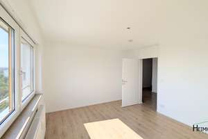 Fast barrierefrei 2 Zimmer Penthousewohnung mit Alpenblick! ca 67 m² mit großem Süd-Balkon & Garage – Die vollständige Adresse der Immobilie erhältst du vom Anbieter., 81243 Aubing-Süd, München – Vorschaubild 8
