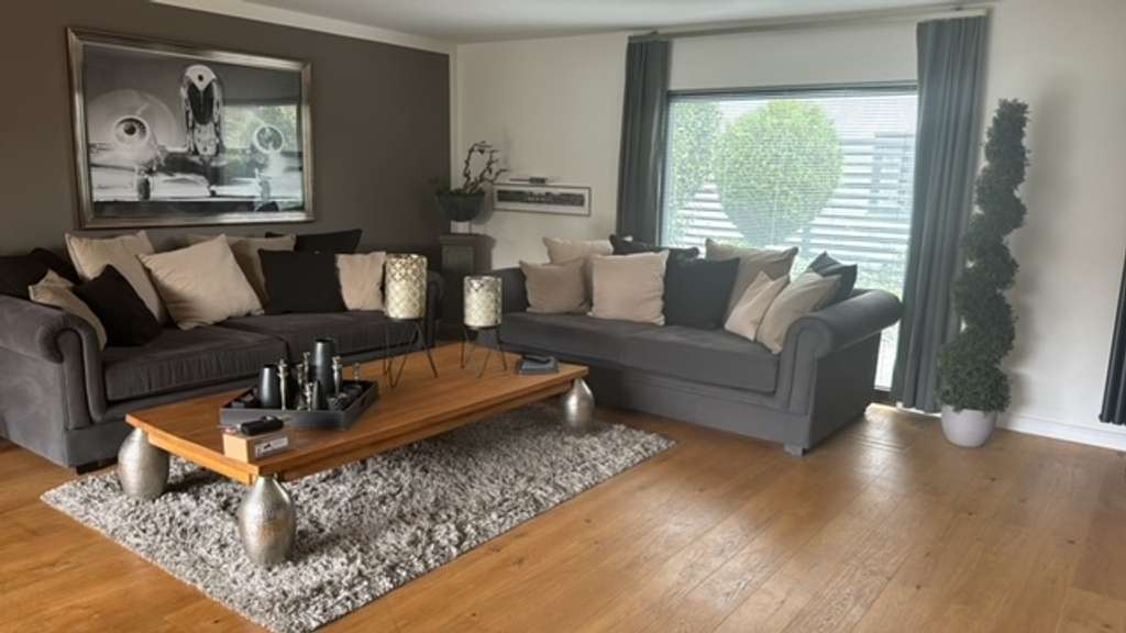 Immobilie in Bardowick - Bungalow mit Glasanbau ideal zum Wohnen und/oder Gewerbe intelligent kombiniert,  - Bild 0