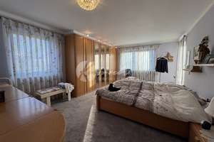 Gepflegtes Einfamilienhaus mit Balkon, sonniger Terrasse, Teich, ruhige Lage – Wendelsteinstraße 25, 86163 Hochzoll-Nord, Augsburg – Vorschaubild 8
