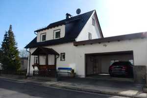 SEHR GEPFLEGTES & FREISTEHENDES 1-2 FAMILIENHAUS MIT DOPPELGARAGE IN SCHÖNER LAGE VON BAD SCHWALBACH – Rheingau-Taunus-Kreis – Vorschaubild 1