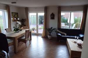 Sonnige und neuwertige 4-Zimmer-Doppelhaushälfte mit 2 Carports – Hans Koch Ring 28, 21493 Schwarzenbek – Vorschaubild 14