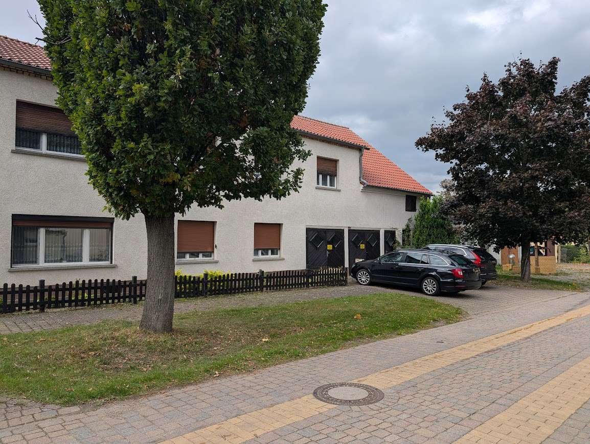 Zweifamilienhaus in Wartenburg (Sachsen-Anhalt) mit Garage, Wittenberg Kreis – Bild 1