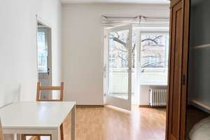 FREI: TOP 1-Zi.Whg. + PKW Stellplatz im Hof + Balkon + EBK in ruhiger City Lage + Keller | TEMPELHOF