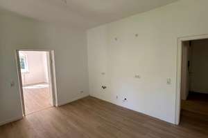 Erstbezug Sanierter Altbau! Wunderschöne 3 ZW + sehr großer Wohnküche! – Waldstromerstr. 18, 90453 Reichelsdorf, Nürnberg – Vorschaubild 3