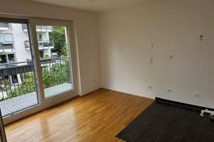 Neuwertige 2-Zimmer Wohnung mit Balkon - in sehr gefragter Lage mit bestem ÖPNV-Anschluss 