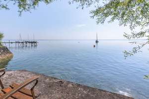 Fraueninsel - Fischerhaus mit eigenem Seeufer, Bootsanleger, Bootshaus und Außenboje – Die vollständige Adresse der Immobilie erhältst du vom Anbieter., 83257 Gstadt am Chiemsee – Vorschaubild 9