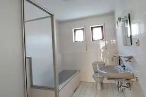 6 Zimmer Reihenmittelhaus in bevorzugter Wiesbadener Lage – Wiesbaden – Vorschaubild 16