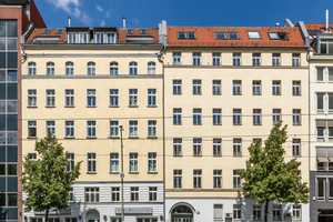Provisionsfrei: Bezugsfreie 3-Zimmer-Wohnung am Soho House
Free 3-room apartment at Soho House – Berlin – Vorschaubild 11