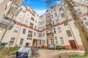 LUXUS Kernsanierte 2 Zimmerwohnung mit Balkon. Nur wenige Minuten zum KuDamm – Gervinusstraße 19a, 10629 Charlottenburg, Berlin – Vorschaubild 11
