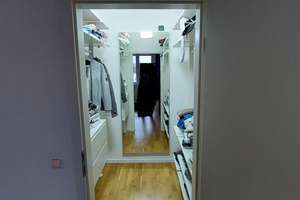 Moderne 3,5-Zimmer-Wohnung in Düsseldorf mit 2 Balkonen, Gäste-WC und begehbarem Ankleidezimmer – Karl-Rudolf-Straße 172, 40215 Friedrichstadt, Düsseldorf – Vorschaubild 3