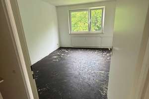 Aus Alt mach Neu: 3-Zimmer mit Entwicklungspotenzial in Kiel – Die vollständige Adresse der Immobilie erhältst du vom Anbieter., 24109 Mettenhof, Kiel – Vorschaubild 9