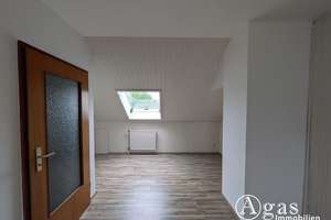 Einziehen und Wohlfühlen - familienfreundliches Reihenmittelhaus mit Garten – Straße 42 7 G, 13125 Karow, Berlin – Vorschaubild 9