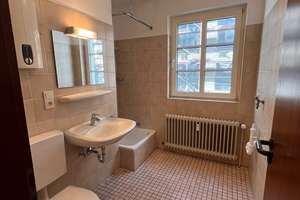Gemütliche 1-Zimmer-Wohnung in Top-Lage – Nachmieter gesucht! – Böhmerstraße 10, 54290 Mitte/Gartenfeld, Trier – Vorschaubild 3