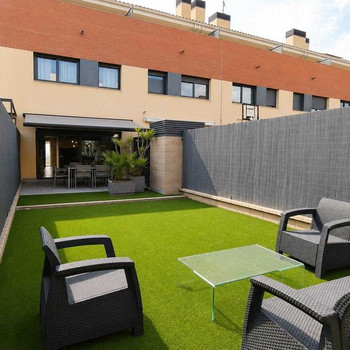 Doppelhaushälfte, fast neu, mit Premium-Ausstattung, Garten und Terrasse in Quart