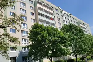 Property thumbnail 3