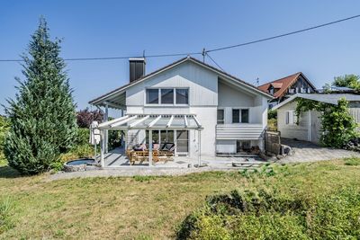 Lichtdurchflutetes Einfamilienhaus mit großzügigem Platzangebot in ruhiger Lage in Pürgen