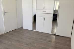 Exklusive 2-Zimmer-Wohnung mit EBK in München Moosach – Feldmochinger Straße 26, 80992 München – Vorschaubild 1
