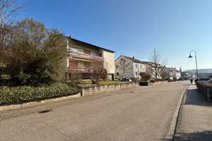 Geräumiges, günstiges 10-Zimmer-Einfamilienhaus (2 Wohnungen) in Zaisenhausen – Talstraße 10, 75059 Karlsruhe (Kreis) – Vorschaubild 2
