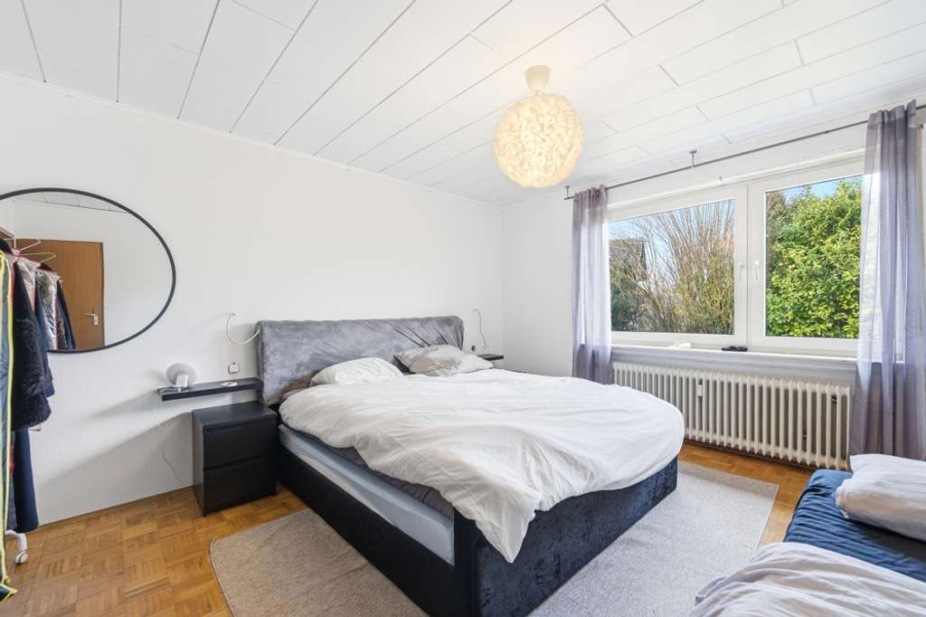 Immobilie in Bremberg - ***Coming home: Großzügiges Einfamilienhaus mit Einliegerwohnung*** - Bild 4