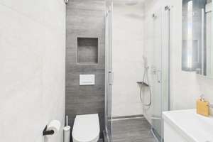 Property thumbnail 22