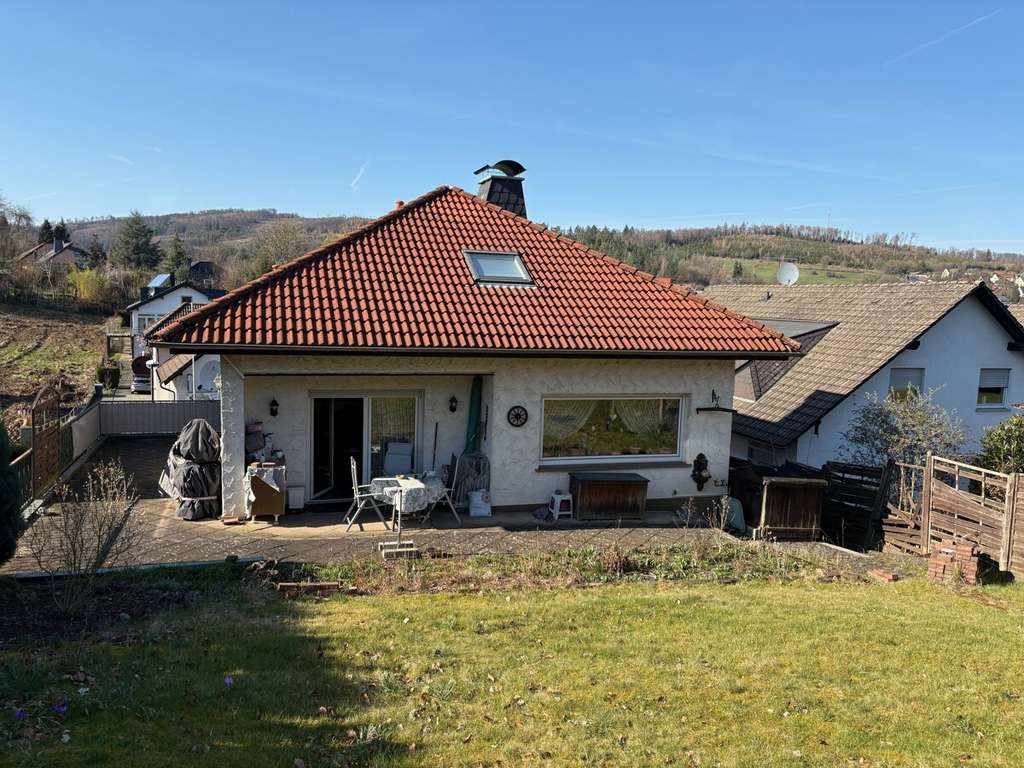 Immobilie in Balve - VR IMMO: Hier wächst Familie – Ihr neues Zuhause in Balve. - Bild 1